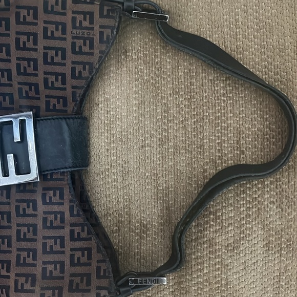 FENDI Brown FF Fabric small shoulder purse - Picture 6 of 6